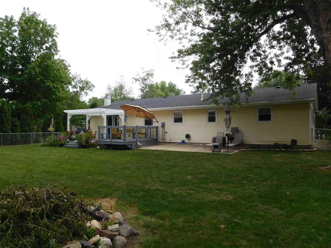 1109 Aldrin Road Rockton, IL 61072 - Photo 2 of 15 Gallery Image 2