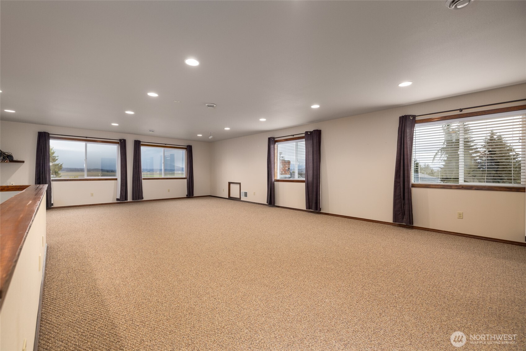 17077 Peterson Road Burlington, WA 98233 - Photo 28 of 40 Gallery Image 28