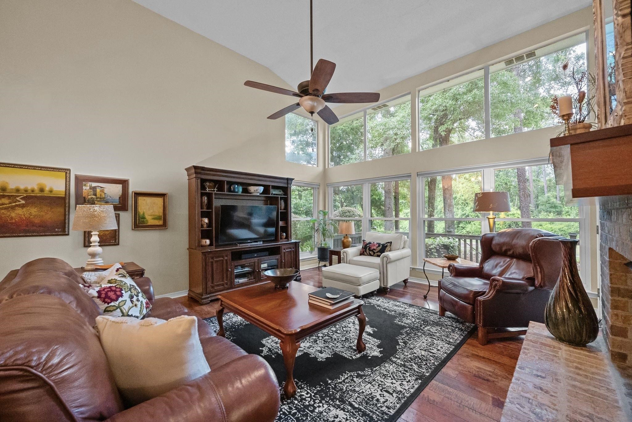 510 Ridgewood Drive Daphne, AL 36526 - Photo 10 of 51 Living Room