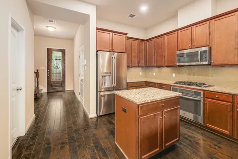 $525,000 | 2930 Grand Oaks Loop, Unit 3102, Cedar Park, TX 78613