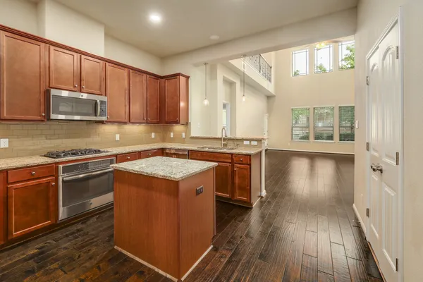 $525,000 | 2930 Grand Oaks Loop, Unit 3102, Cedar Park, TX 78613