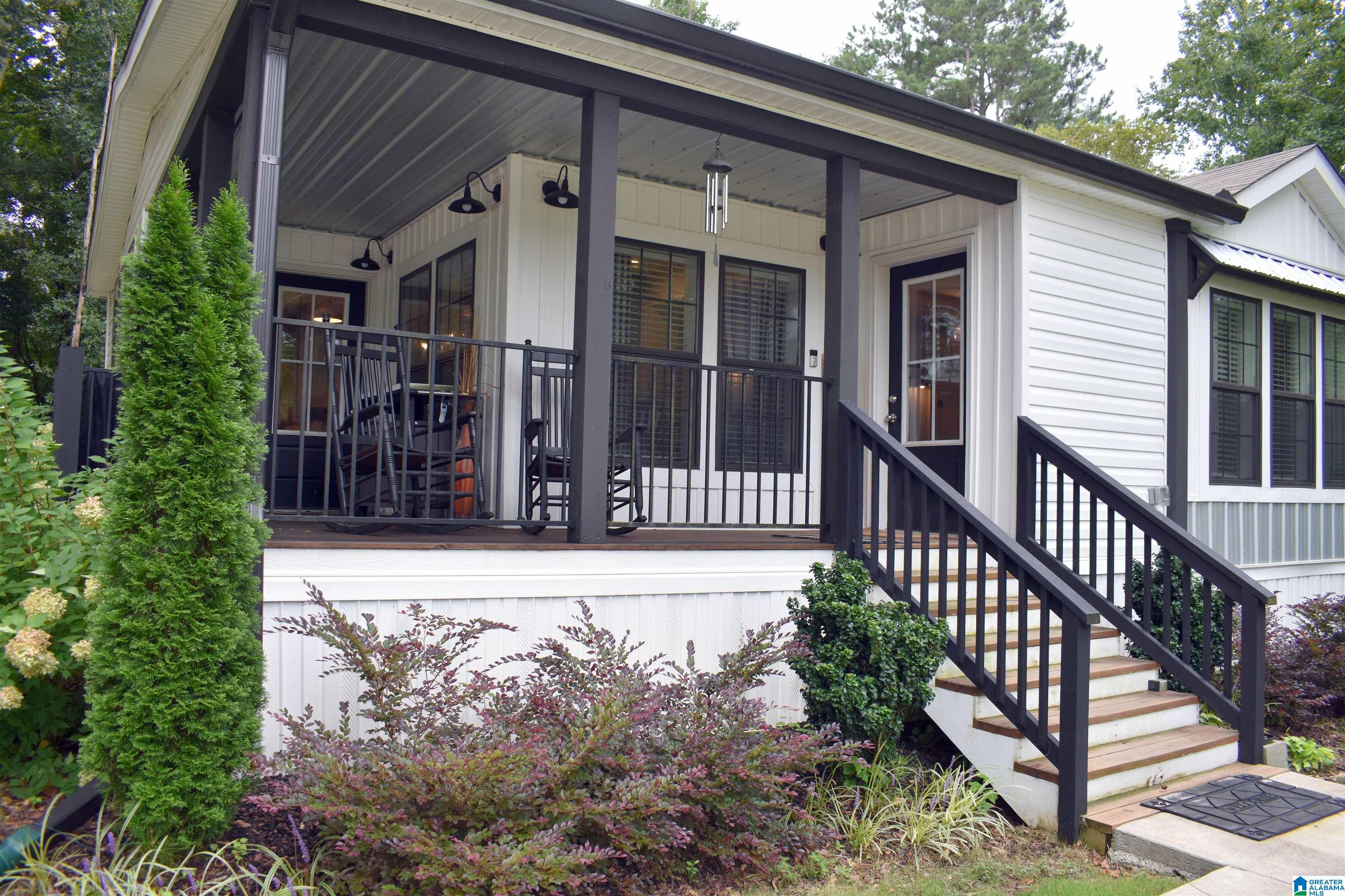 2375 Hewitt Drive Birmingham, AL 35217 - Photo 1 of 41