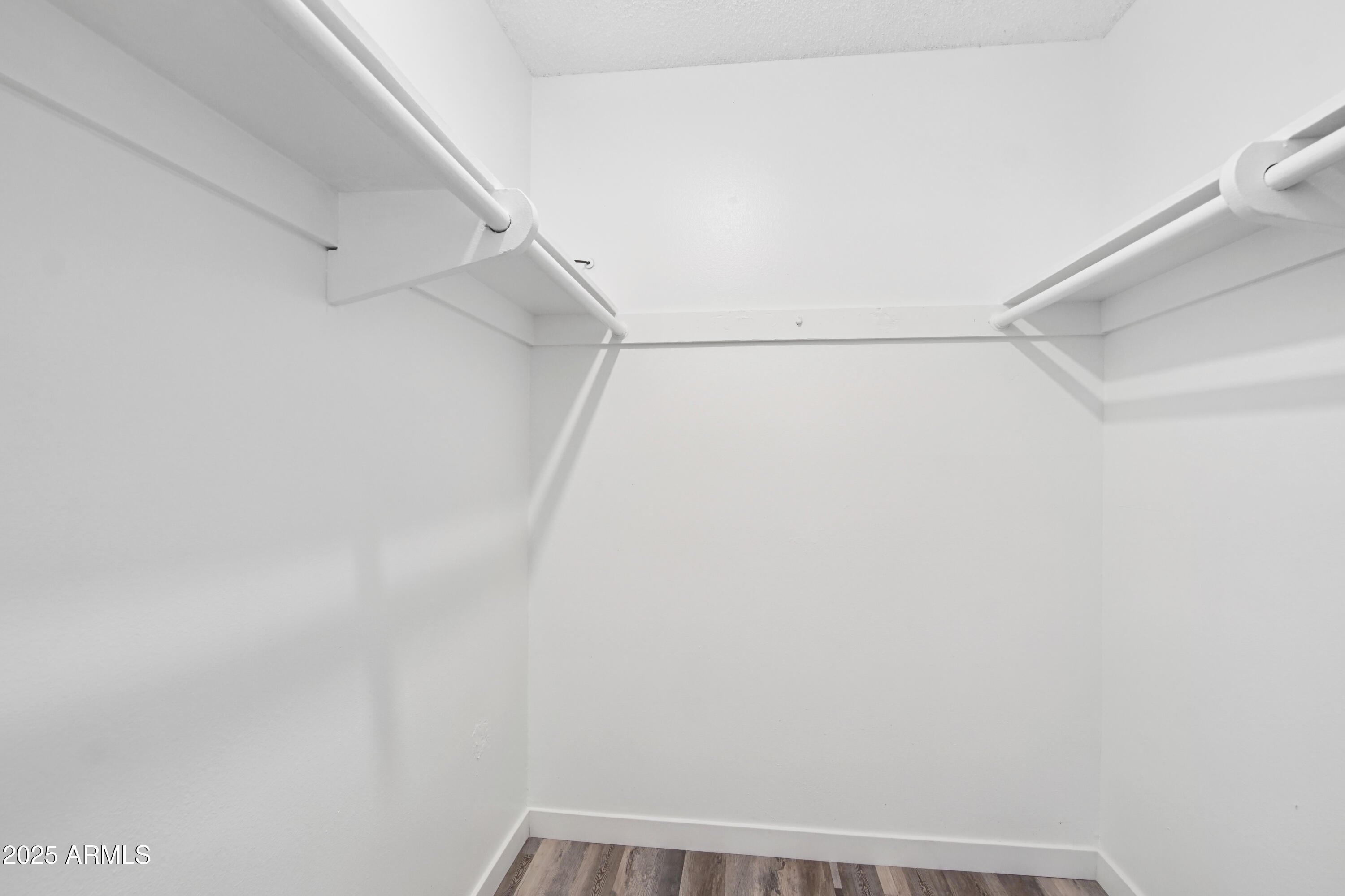 4606 North 19th Avenue Phoenix, AZ 85015 - Photo 19 of 36 a view of a small space