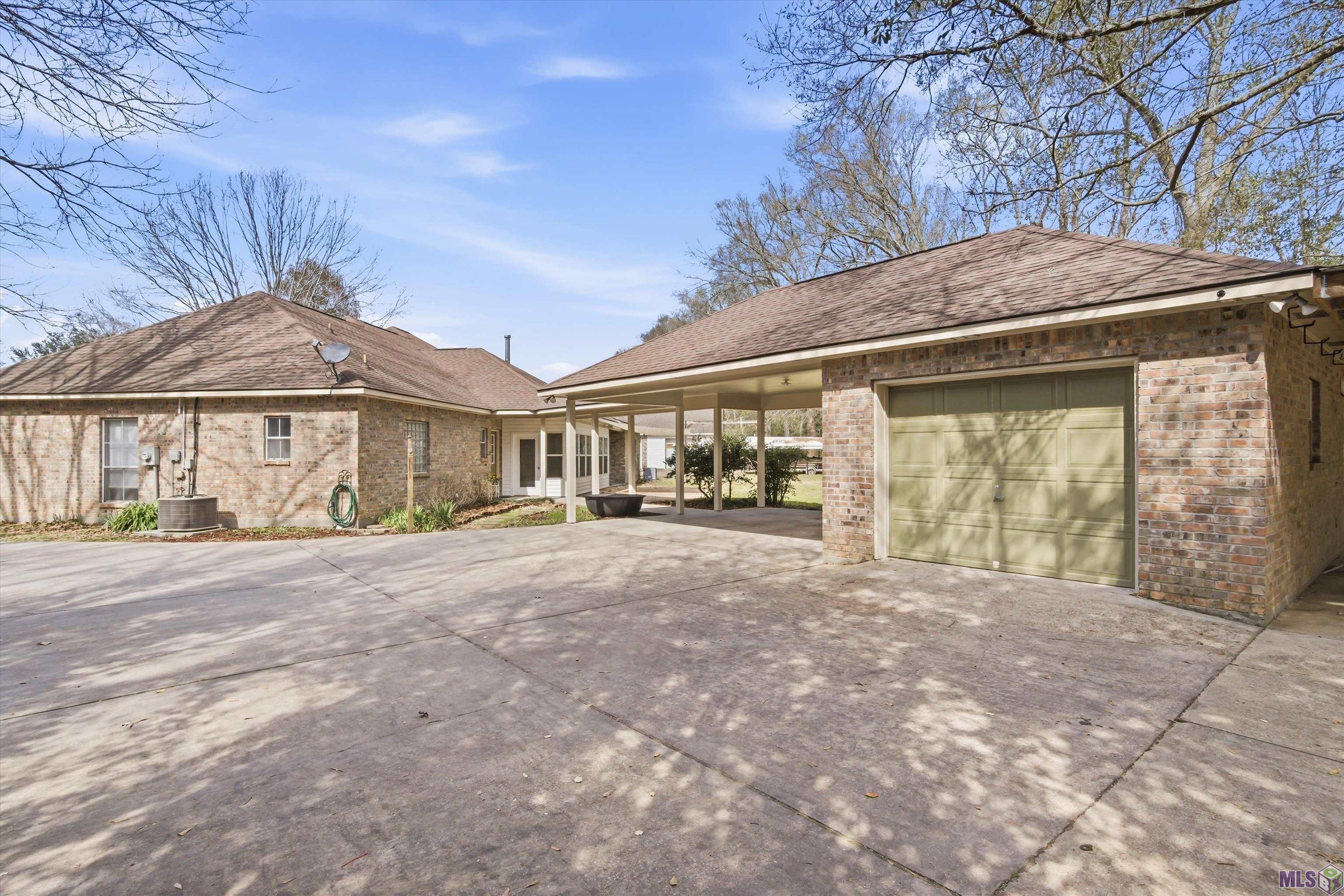 10375 Old Field Road St. Francisville, LA 70775 - Photo 3 of 28