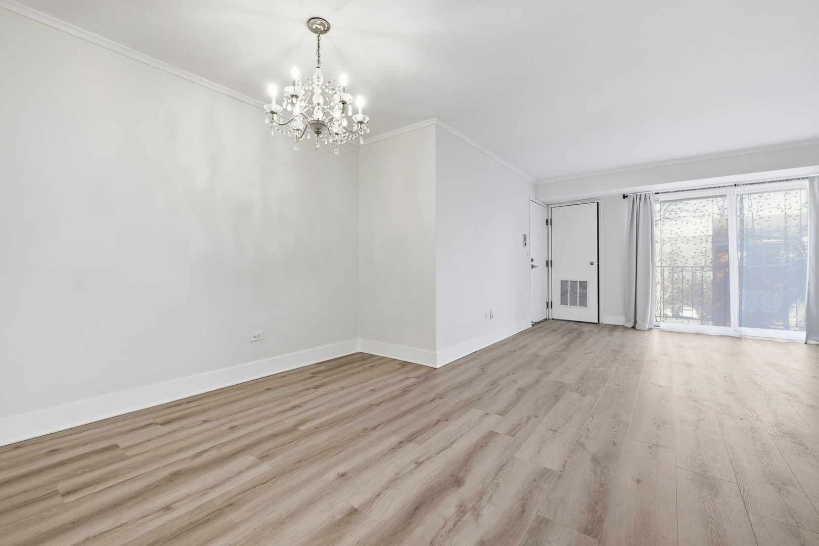 382 Oak Trails Road, Unit 301 Des Plaines, IL 60016 - Photo 5 of 24 a view of livingroom with window