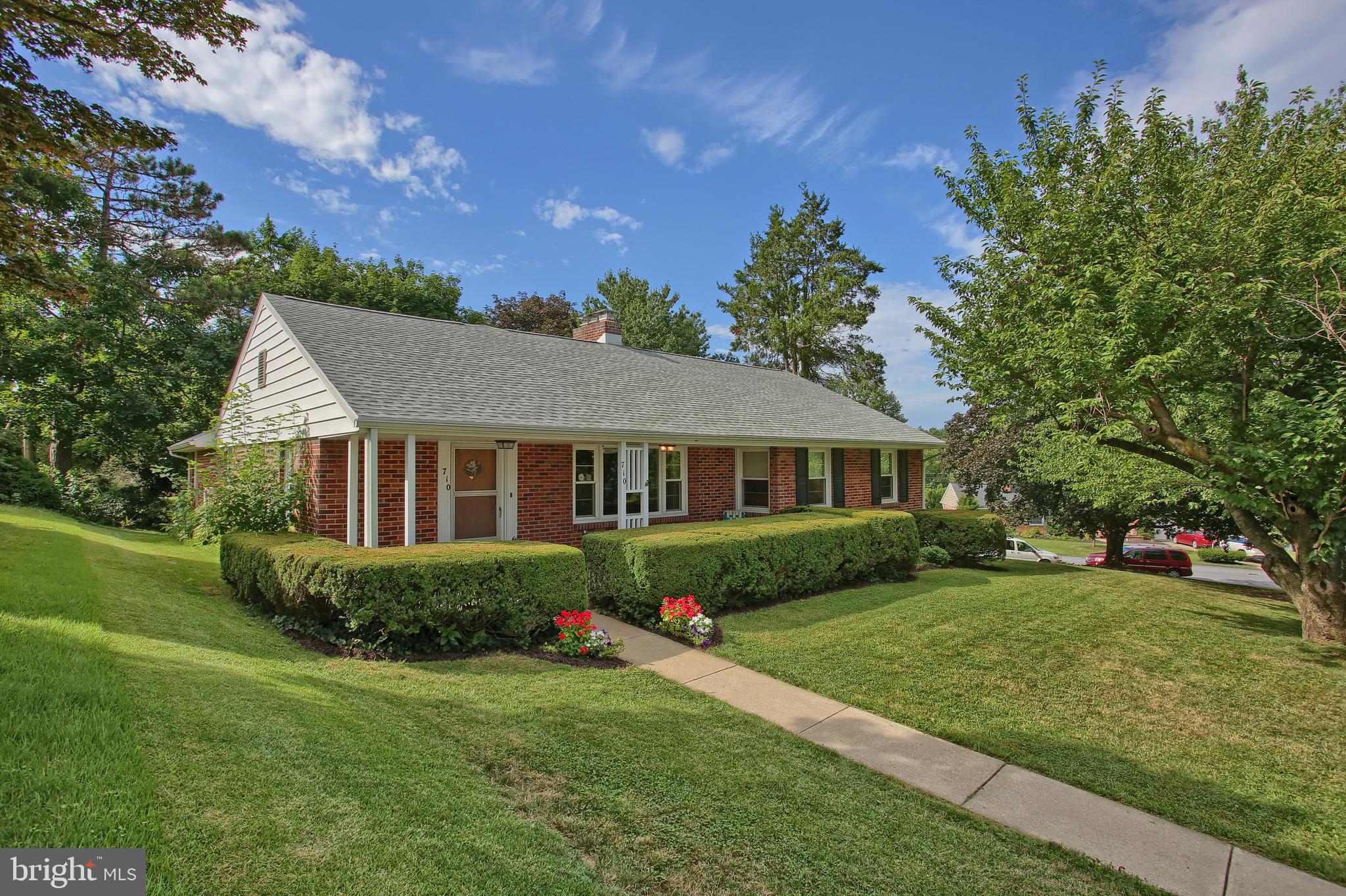 710 Southern Road York, PA 17403 - Photo 2 of 31 Gallery Image 2