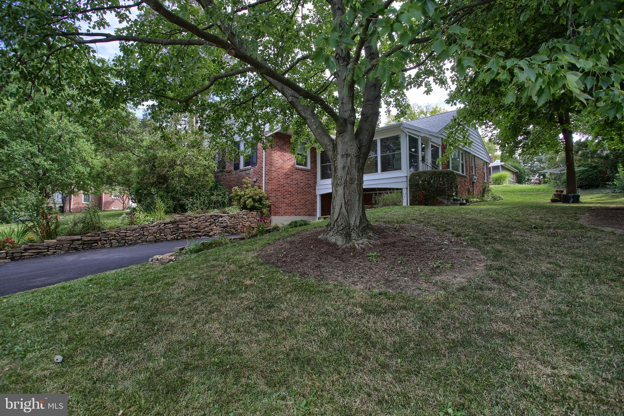 710 Southern Road York, PA 17403 - Photo 28 of 31 Gallery Image 28