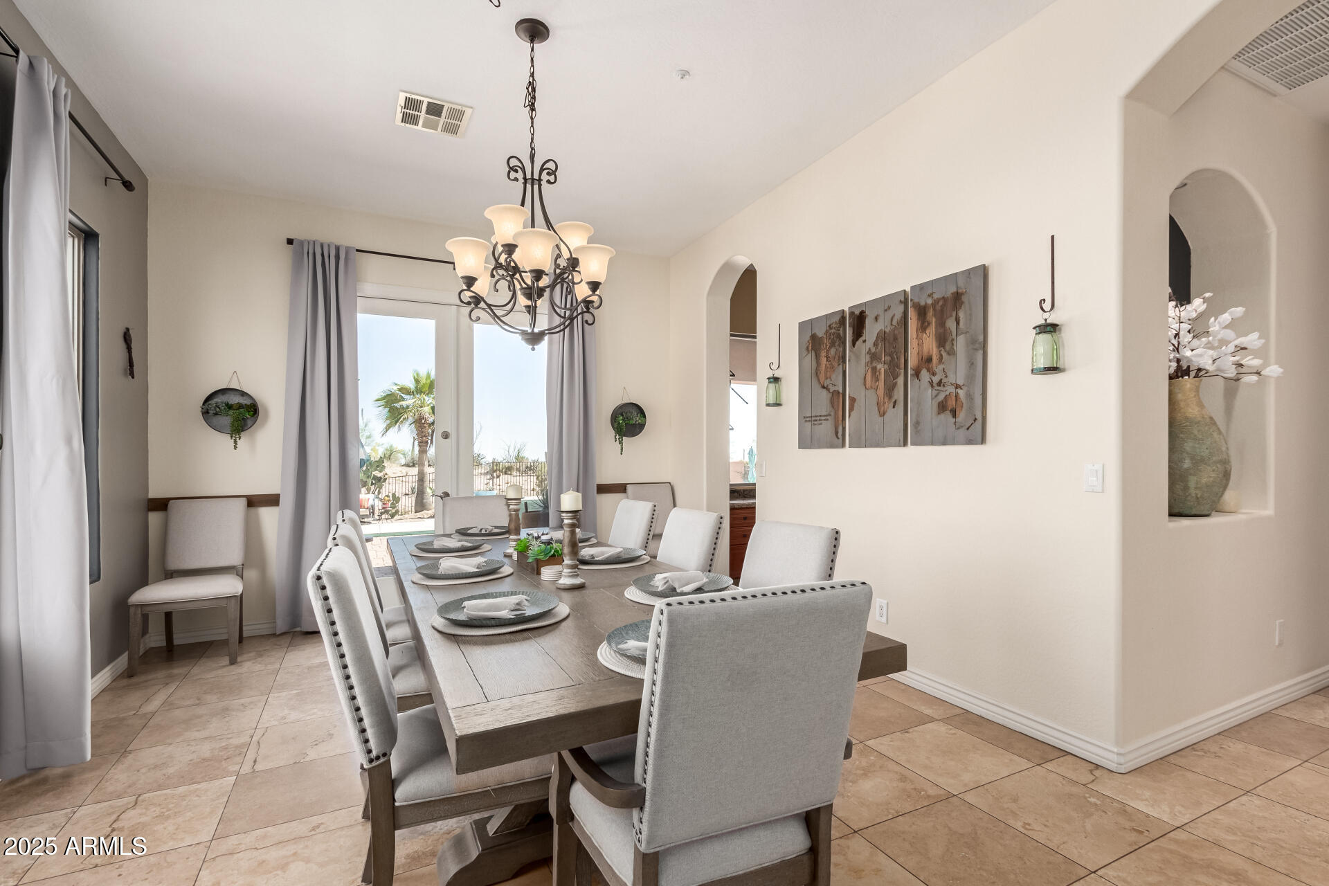 9753 East Suncrest Road Scottsdale, AZ 85262 - Photo 22 of 96 DIning Room