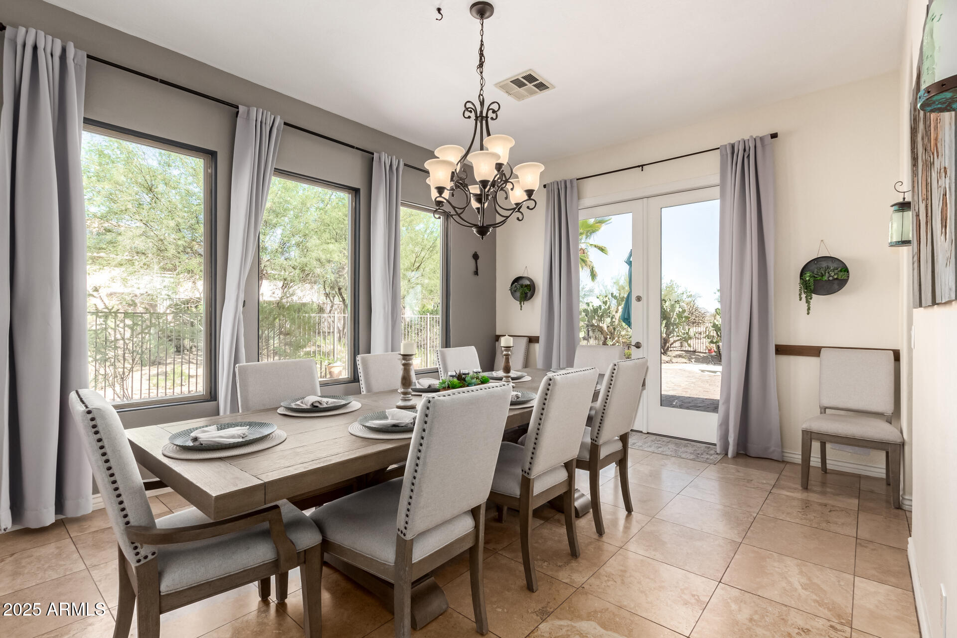 9753 East Suncrest Road Scottsdale, AZ 85262 - Photo 23 of 96 DIning Room