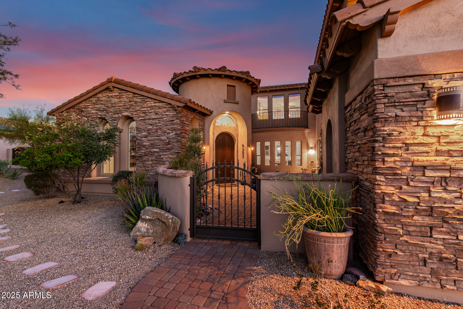 9753 East Suncrest Road Scottsdale, AZ 85262 - Photo 4 of 96 Gated Courtyard