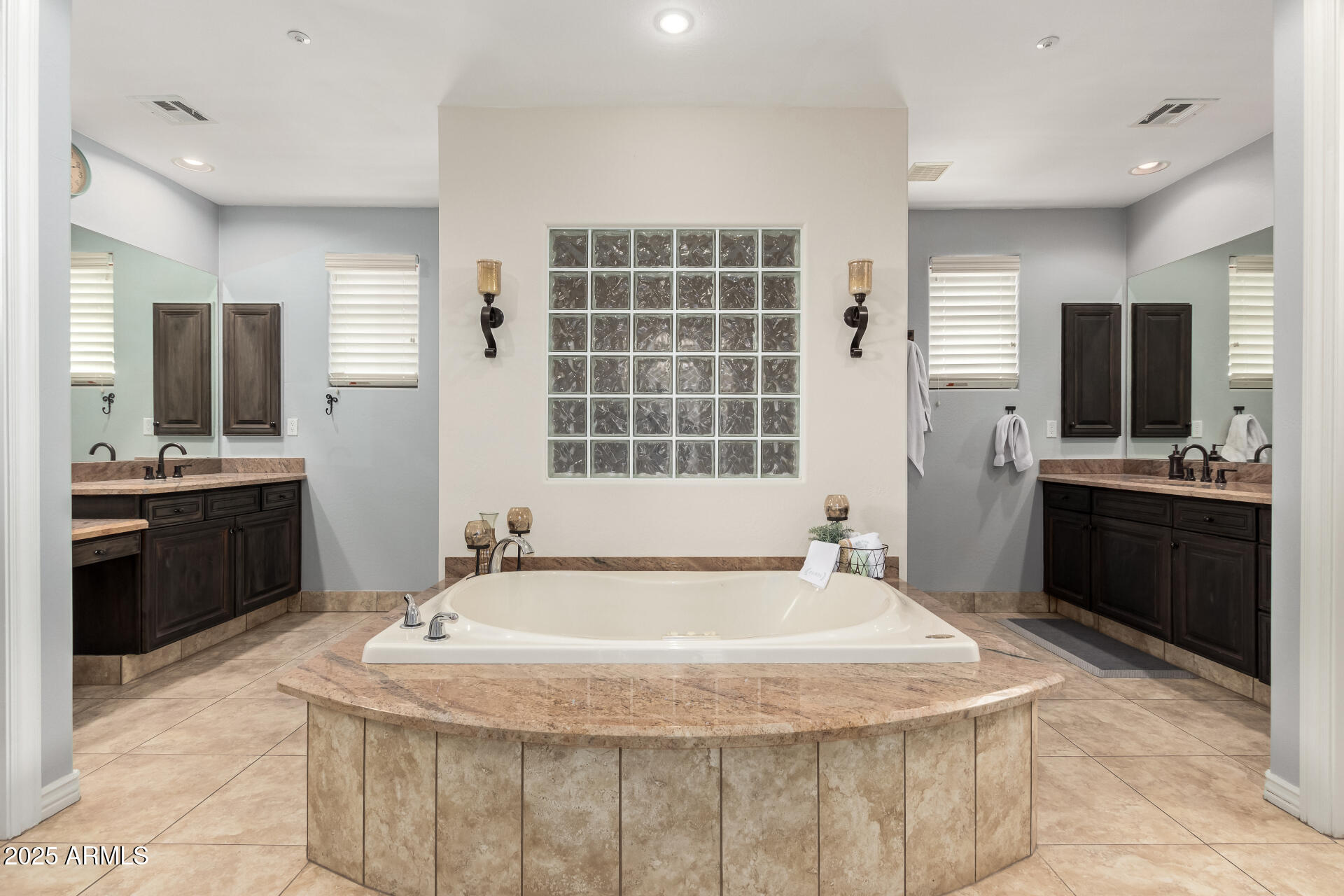 9753 East Suncrest Road Scottsdale, AZ 85262 - Photo 41 of 96 Primary Bath