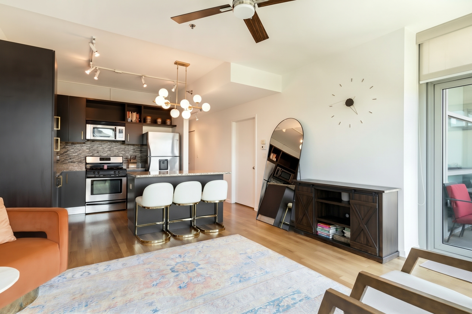 225 South Sangamon Street, Unit 410 Chicago, IL 60607 - Photo 4 of 25 Gallery Image 4