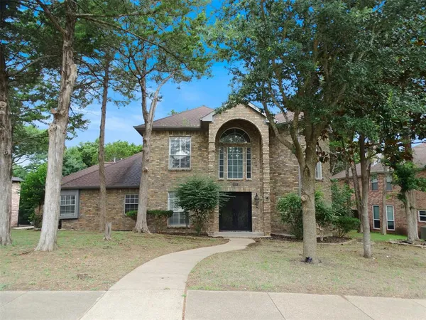 $515,000 | 909 Hickory Knob Circle, Cedar Hill, TX 75104