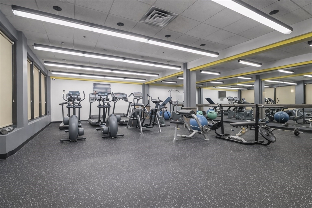 357 Commercial Street, Unit 116 Boston, MA 02109 - Photo 20 of 23