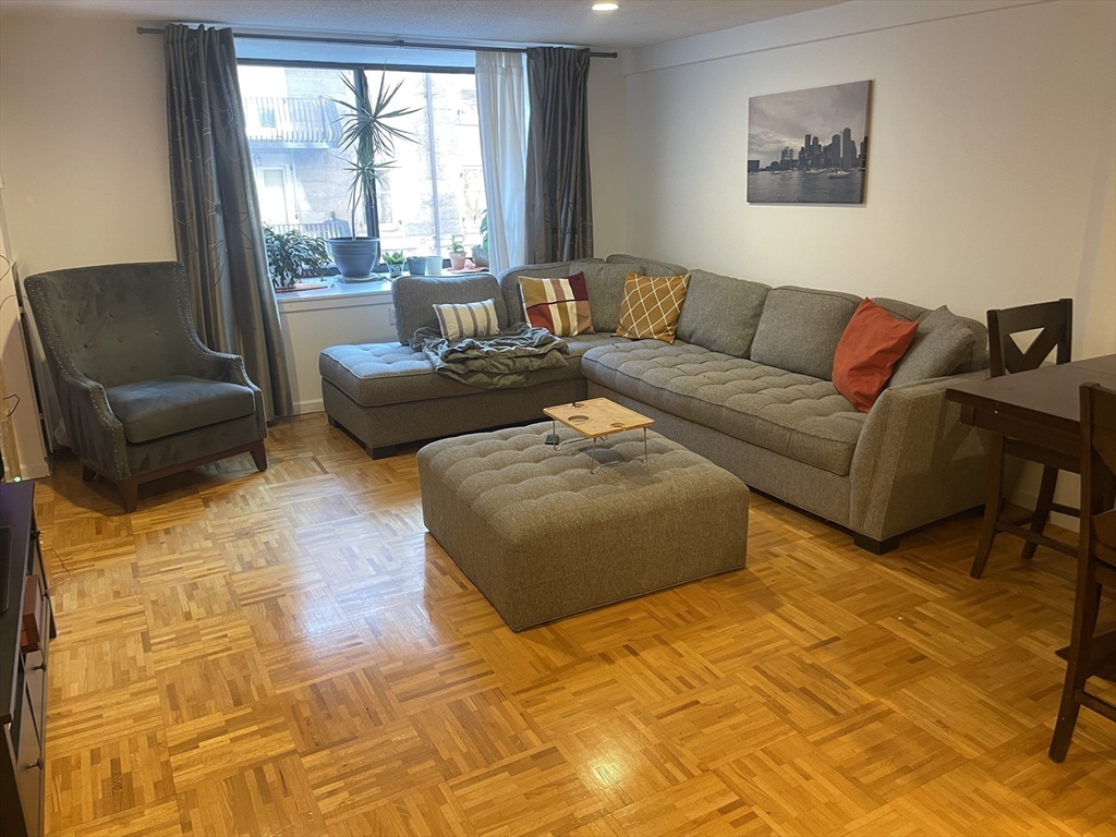 357 Commercial Street, Unit 116 Boston, MA 02109 - Photo 3 of 23