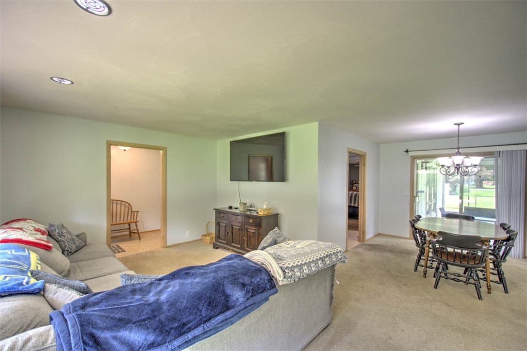 76 Valley Drive Decatur, IL 62526 - Photo 11 of 32