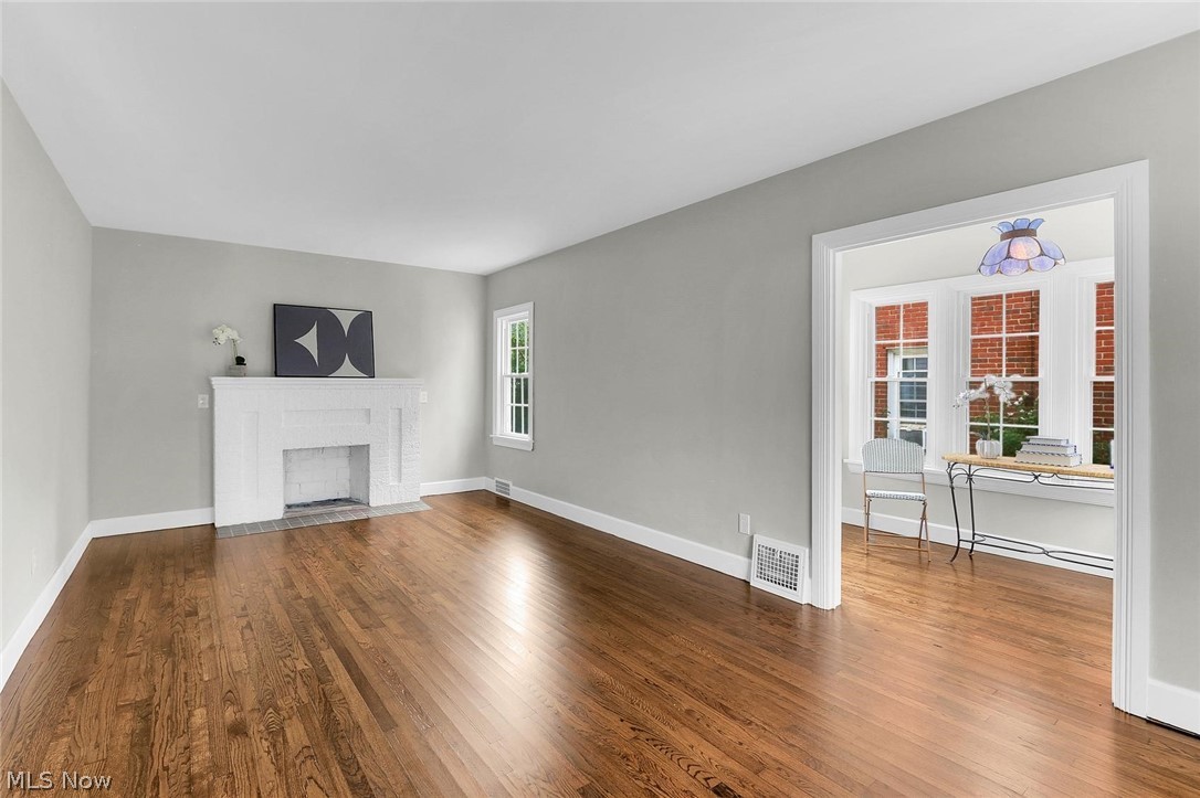 3622 Berkeley Road Cleveland Heights, OH 44118 - Photo 4 of 25 Gallery Image 4