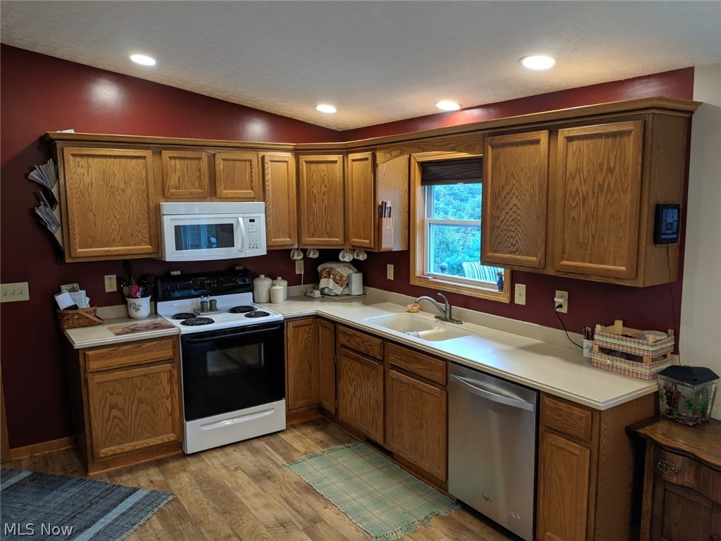 4602 Oak Ridge Road Northwest Sugarcreek, OH 44681 - Photo 8 of 30 Gallery Image 8