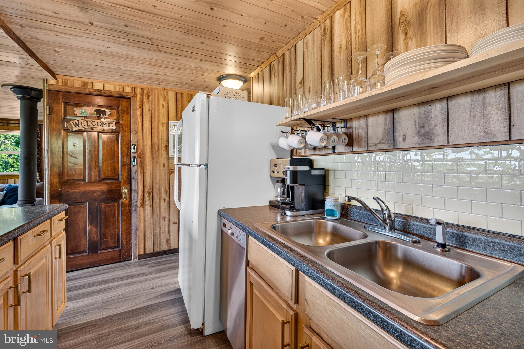 707 Overlook Drive Rileyville, VA 22650 - Photo 24 of 94