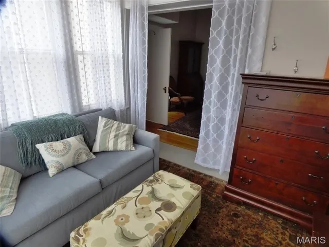 $2,650 | 10 North Kingshighway Boulevard, Unit 3CS, St. Louis, MO 63108