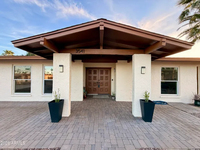 $835,000 | 3541 East Cannon Drive, Phoenix, AZ 85028