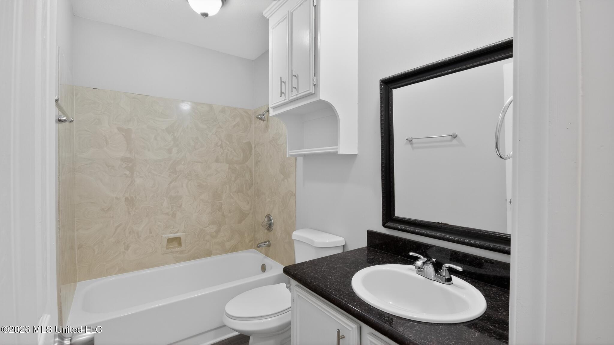 151 Plum Tree Road Brandon, MS 39047 - Photo 13 of 15 14_151_Plum_Tree_Rd-Bathroom-9454