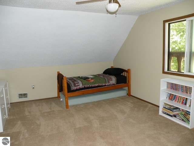 1066 Wiggins Lake Road Gladwin, MI 48624 - Photo 7 of 12 1797135-6.JPG