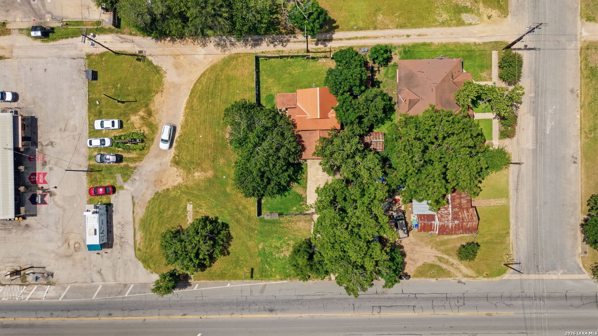 606 East Austin Street Luling, TX 78648 - Photo 36 of 38