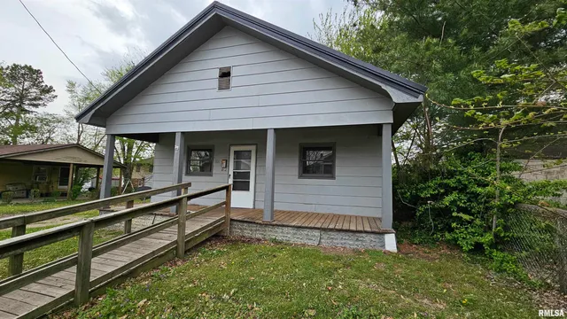 $68,500 | 202 South Liberty Street, Marion, IL 62959