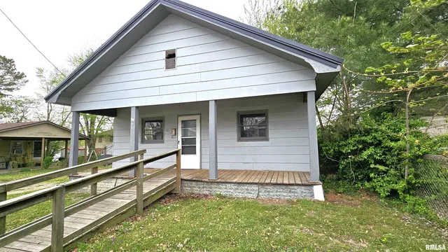 $68,500 | 202 South Liberty Street, Marion, IL 62959