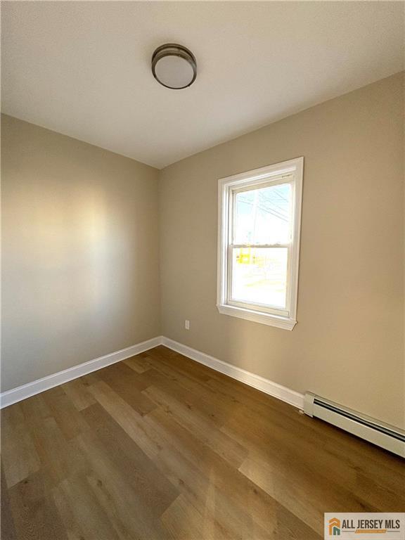 402 Lawrence Street Perth Amboy, NJ 08861 - Photo 4 of 11