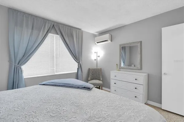 $3,150 | 121 46th Avenue, Unit 2A, St. Pete Beach, FL 33706
