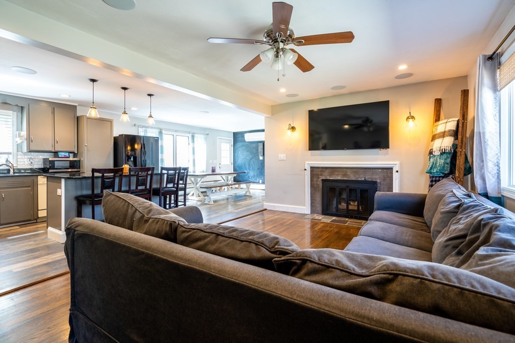 23 Pilgrim Road Lawrence, MA 01843 - Photo 11 of 42 Gallery Image 11