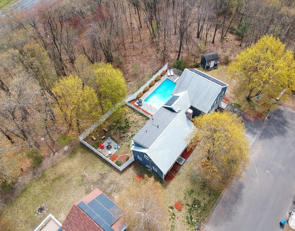 23 Pilgrim Road Lawrence, MA 01843 - Photo 3 of 42 Gallery Image 3