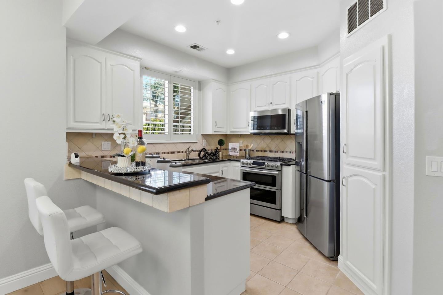 352 Montecito Way Milpitas, CA 95035 - Photo 13 of 37