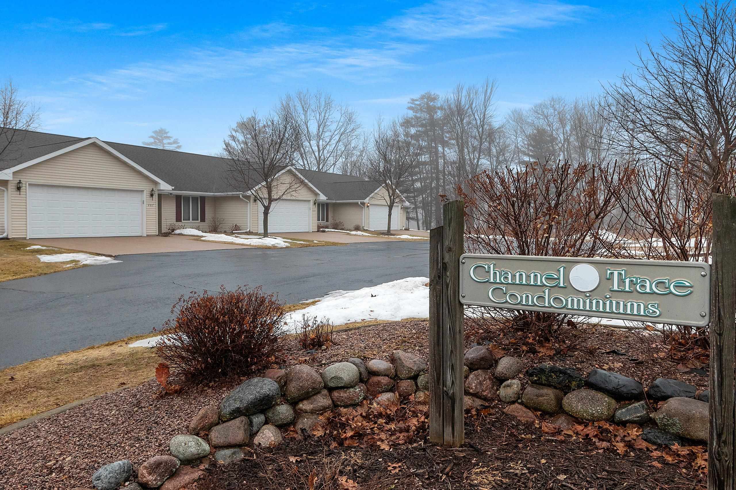 203 Channel Trace Shawano, WI 54166 - Photo 3 of 40