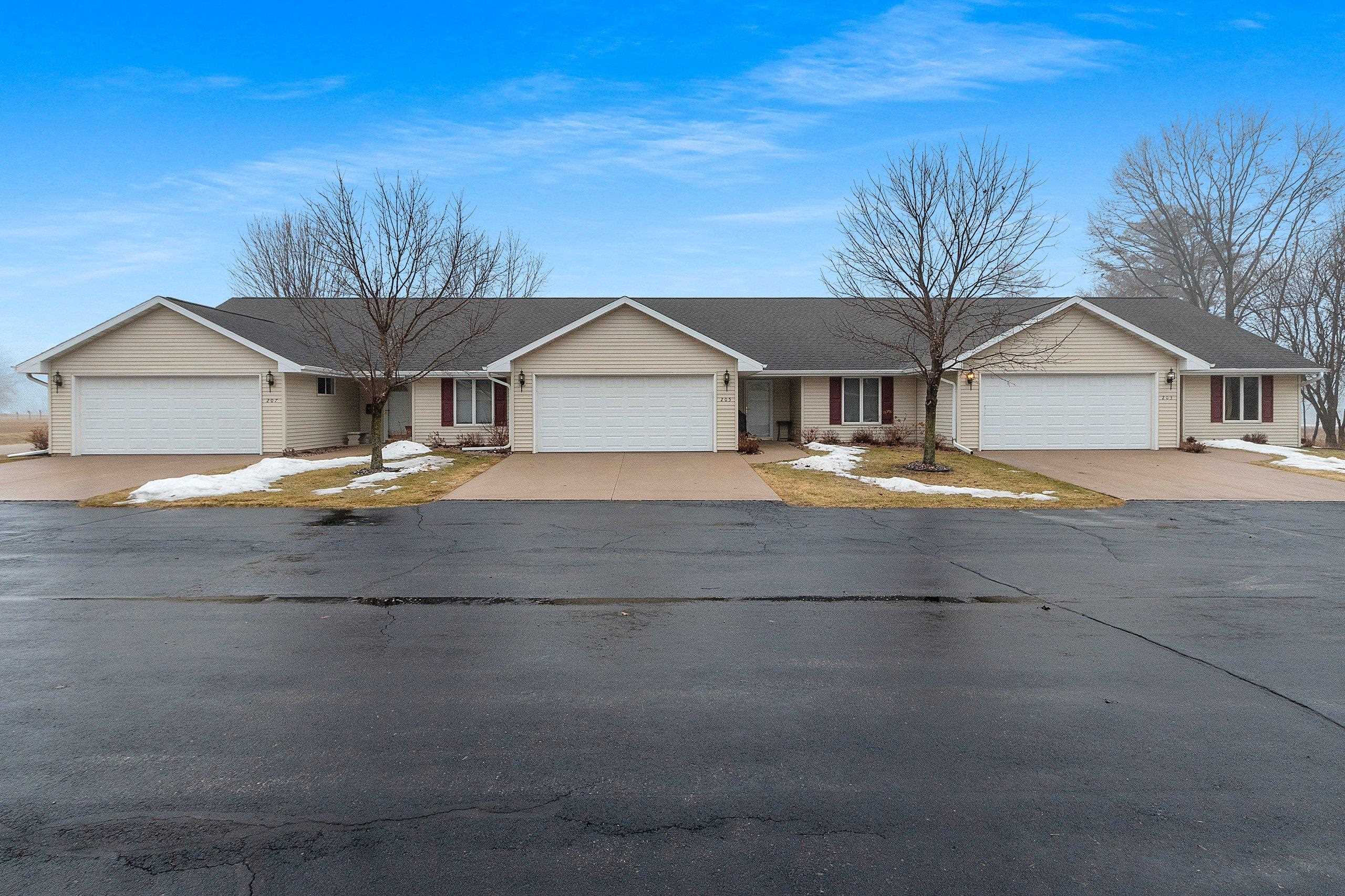 203 Channel Trace Shawano, WI 54166 - Photo 4 of 40