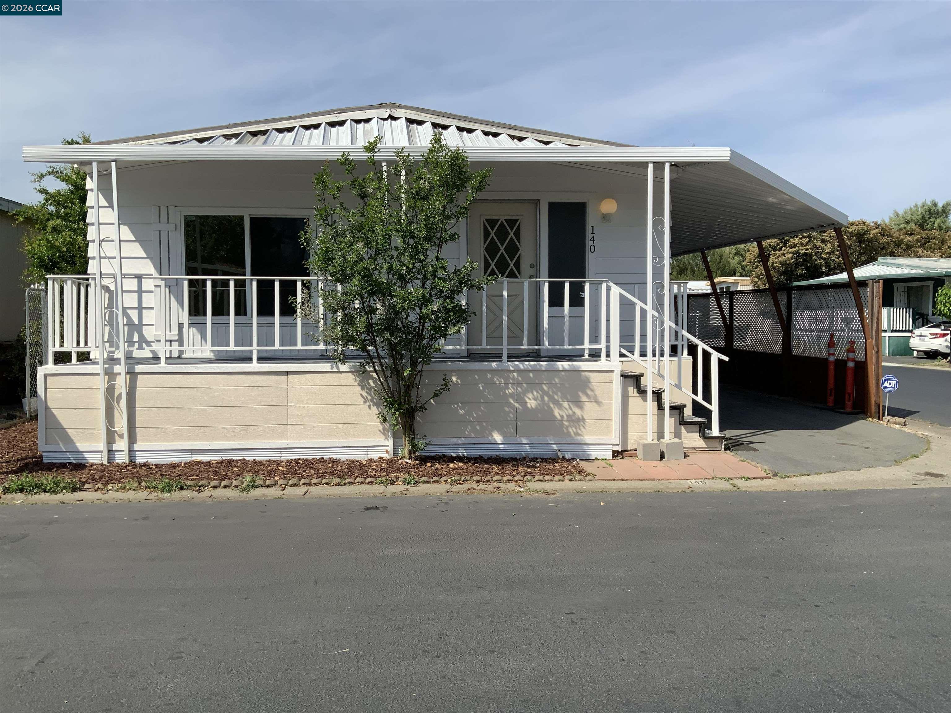 140 Shannon Pittsburg, CA 94565 - Photo 2 of 37 a front view of a house