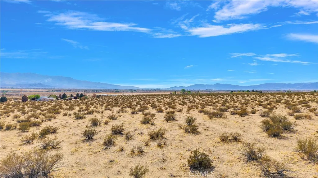0 Cavetto Road Lucerne Valley, CA 92356 - Photo 13 of 15 a view of a large green field