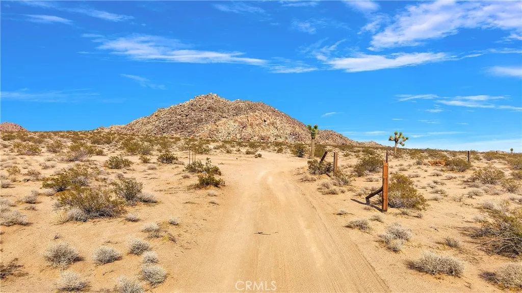 0 Cavetto Road Lucerne Valley, CA 92356 - Photo 14 of 15 a view of sky view of a building