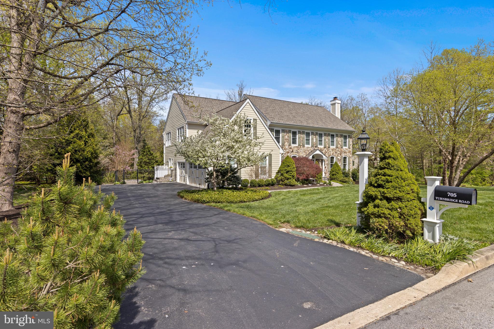 705 Turnbridge Road Wayne, PA 19087 - Photo 2 of 84