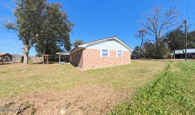 $250,000 | 1817 Center Street, Leakesville, MS 39451
