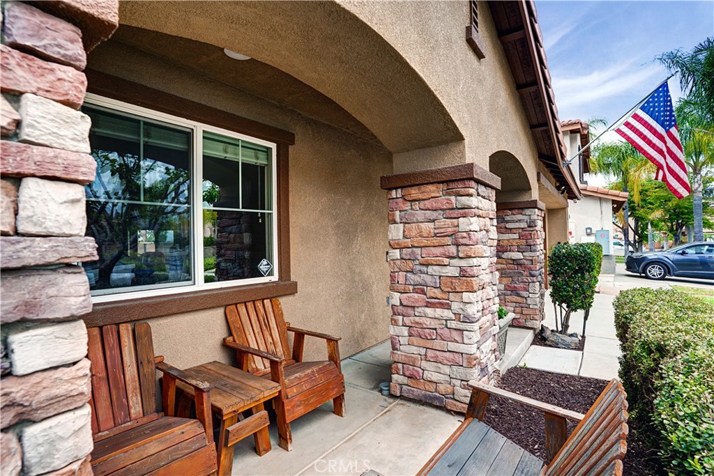 45015 Bronze Star Road Lake Elsinore, CA 92532 - Photo 4 of 48