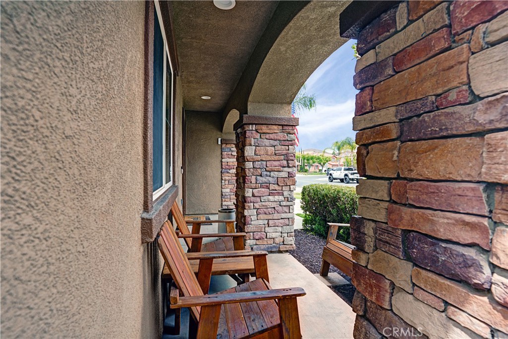 45015 Bronze Star Road Lake Elsinore, CA 92532 - Photo 5 of 48