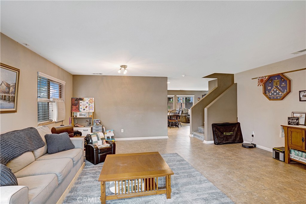 45015 Bronze Star Road Lake Elsinore, CA 92532 - Photo 7 of 48