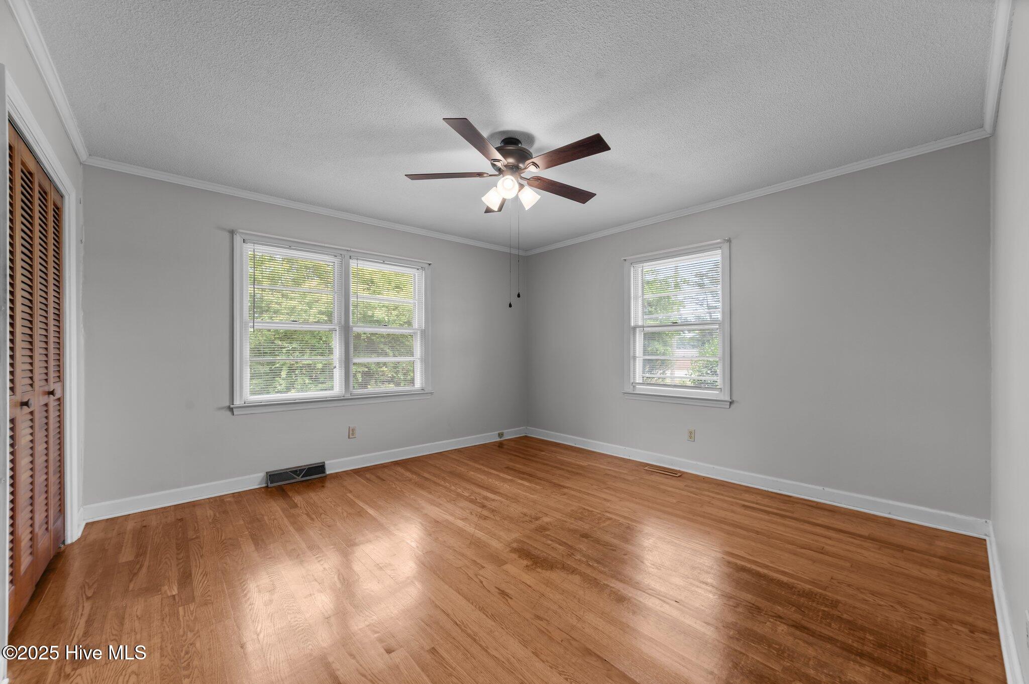 5044 Highway 33 Chocowinity, NC 27817 - Photo 18 of 36 35-web-or-mls-LHV_9475