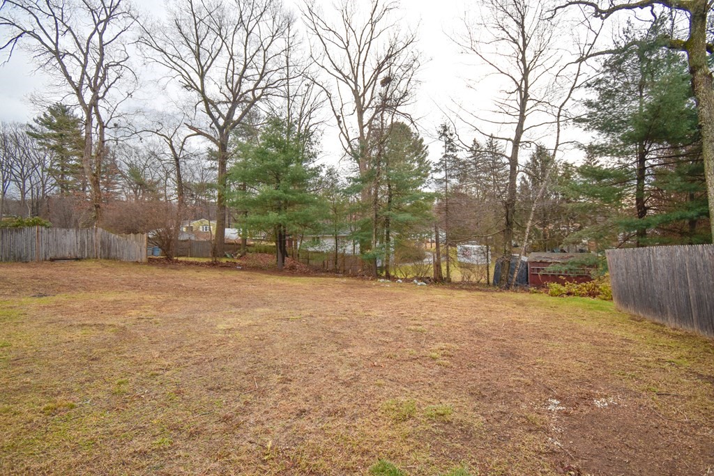 5 Northridge Road Westfield, MA 01085 - Photo 40 of 42 a backyard of a house with large trees