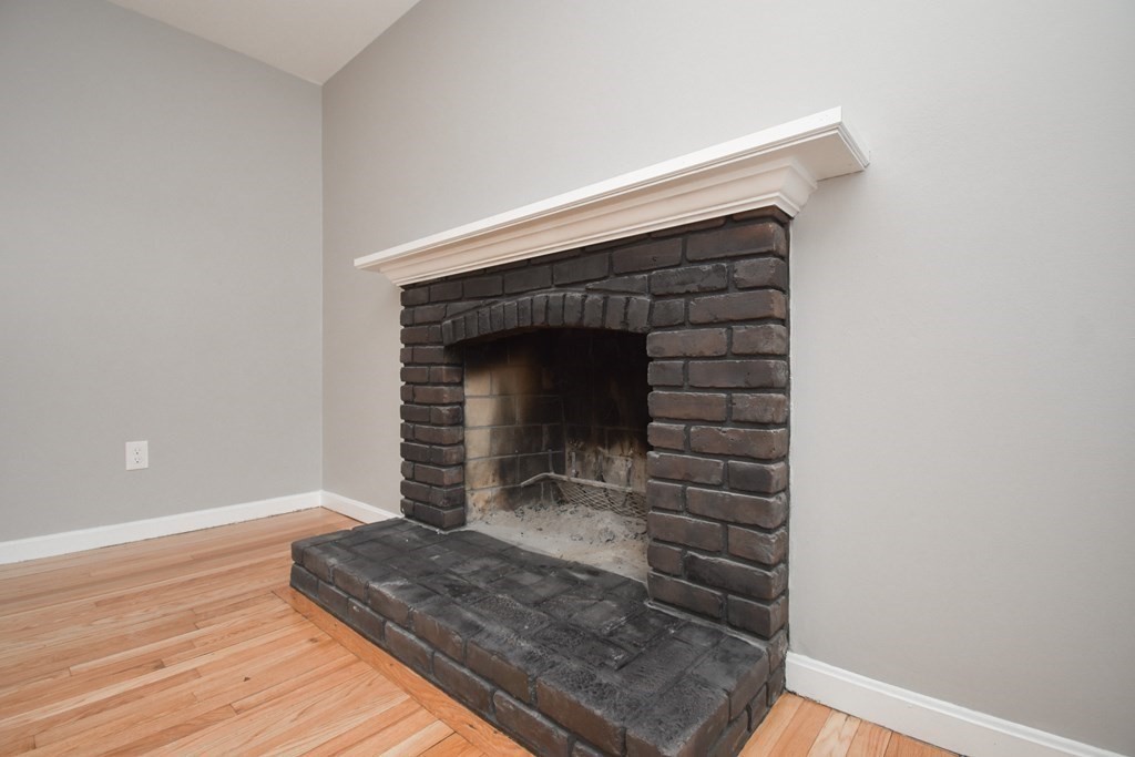 5 Northridge Road Westfield, MA 01085 - Photo 6 of 42 a living room with a fireplace