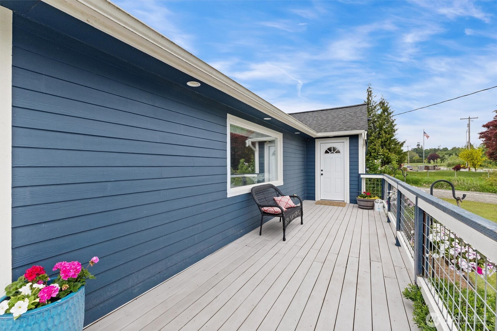 9007 Van Buren Road Everson, WA 98247 - Photo 32 of 36 a house view with a seating space