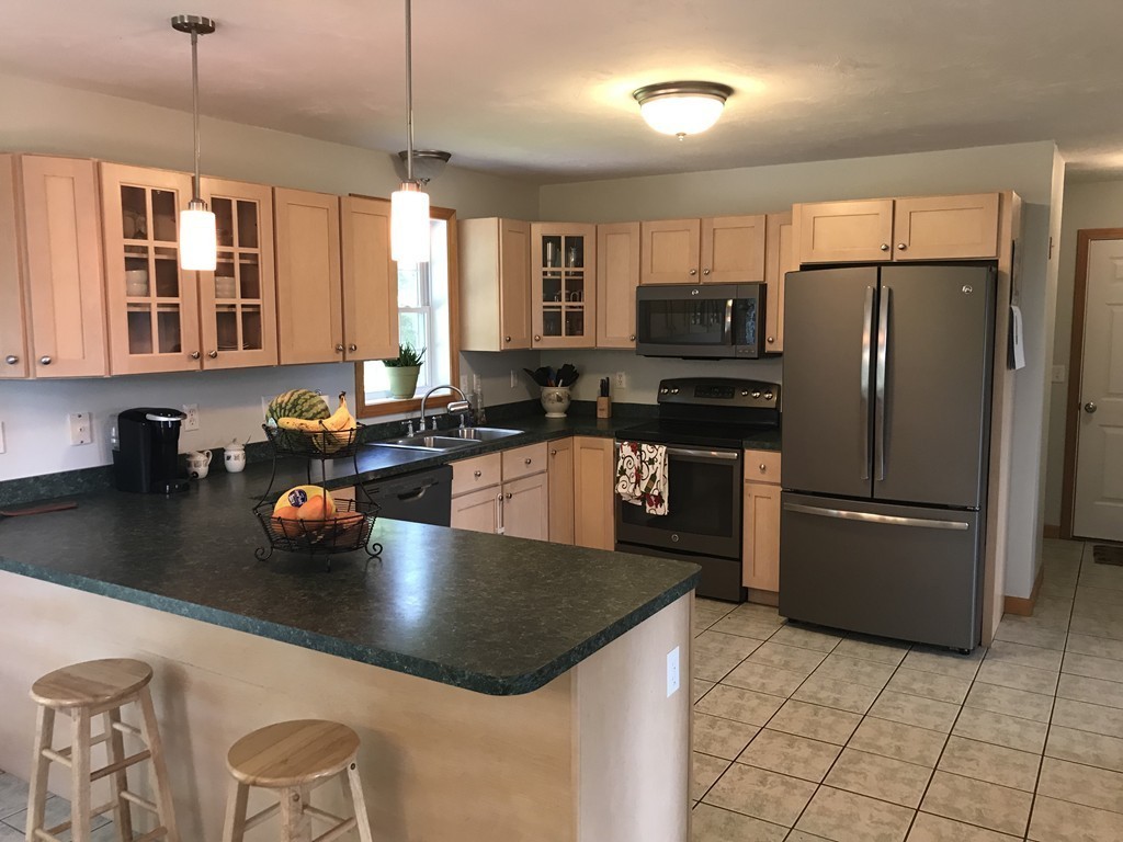 22 Flagg Road Hubbardston, MA 01452 - Photo 8 of 27 Gallery Image 8